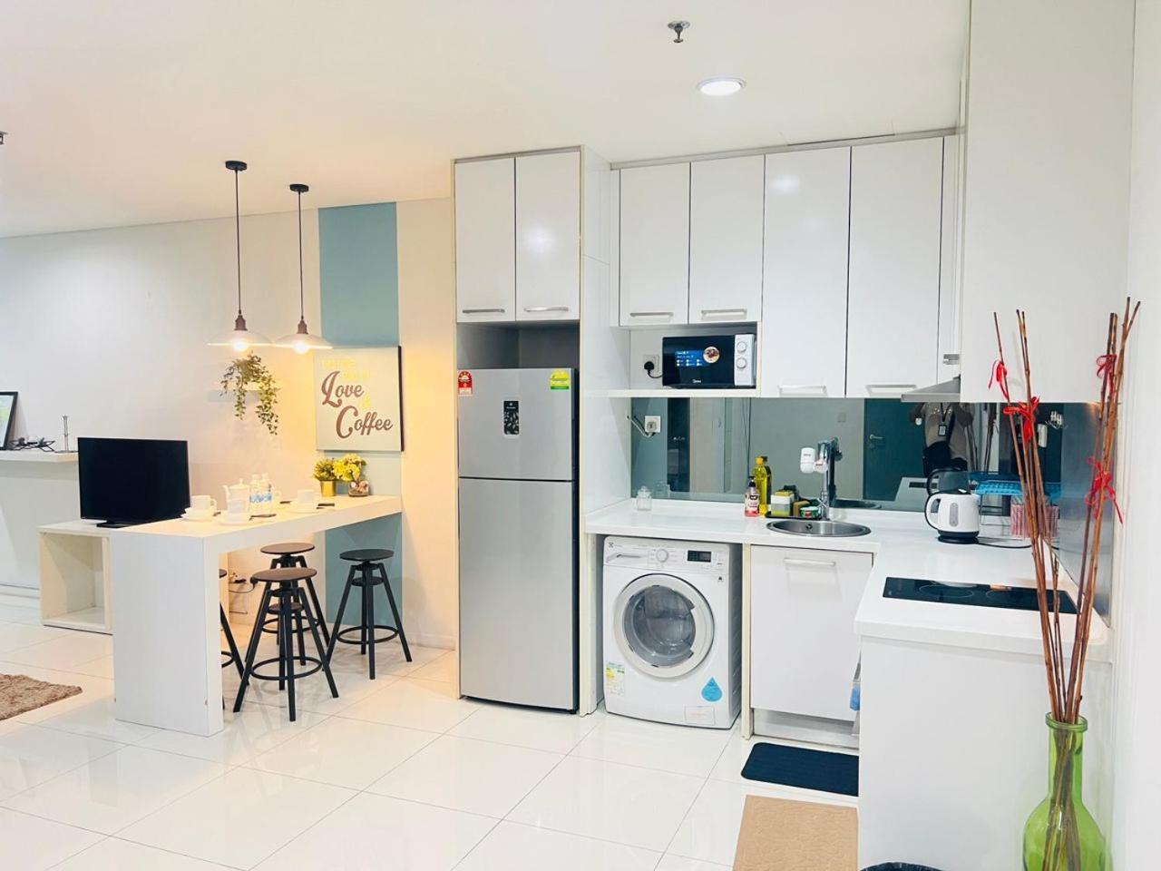 Mercu Summer Suites Kuala Lumpur Bukit Bintang By Classy Экстерьер фото